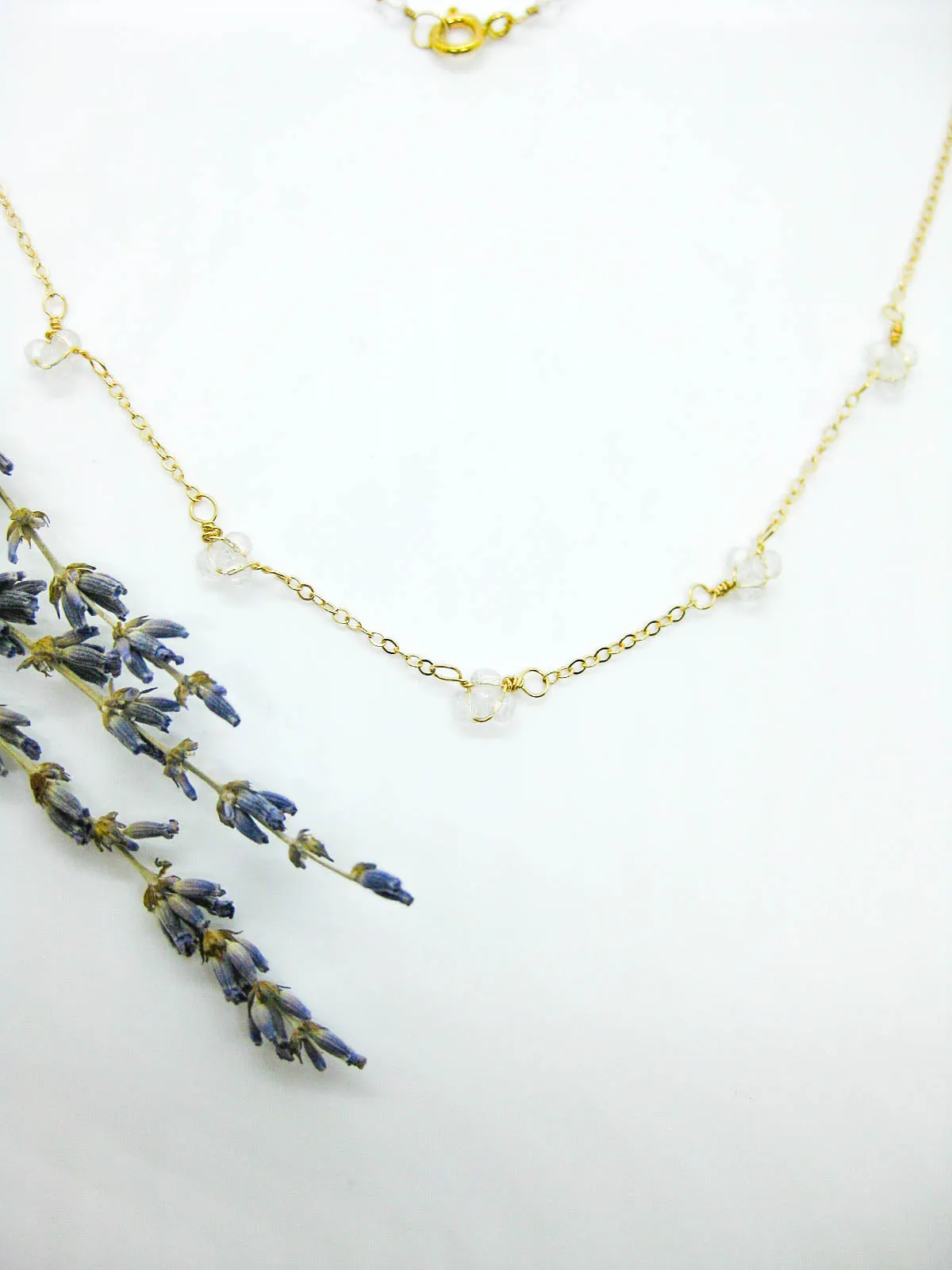 Hyacinth: Quartz Choker - n567